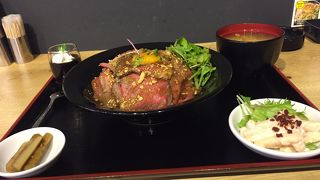 肉食酒場はらぺこピエトリン