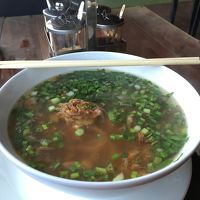 カオソーイ、なかなか美味