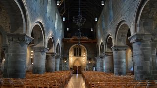 小さな町の大きな聖堂