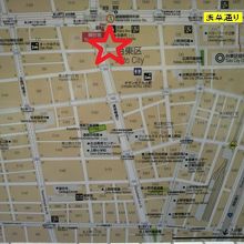 寿湯は、浅草通りから１本北側の通りと清洲橋通りの交点にありま