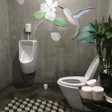 トイレもモダンである