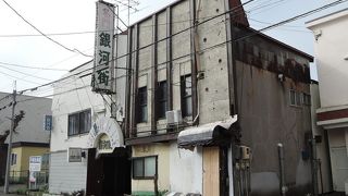 早朝、北の屋台周辺を散歩しました