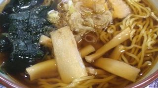 　食堂は普通だがイイダコ焼きは美味しい