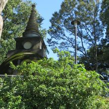 パゴダの横に大仏様がお祀りしてあります