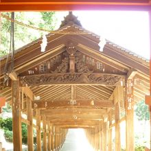 南随神門からみた回廊