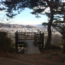 こちらから市内が一望できます