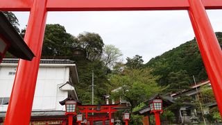 鳥居の多さに驚いた立派な神社