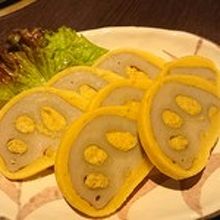 辛子蓮根も熊本では欠かせない人気料理だ