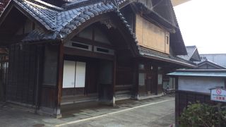 洋館を併せもつ住宅