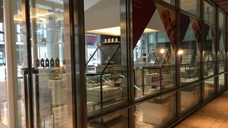 午前中はケーキが豊富