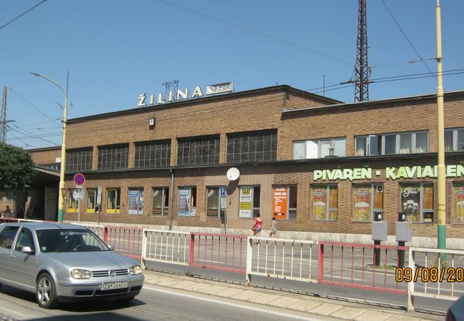 ジリナ駅