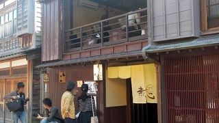 ひがし茶屋街にあるカフェ