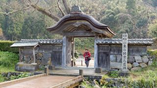 当時の町全体が発掘調査されている広大な遺跡です。