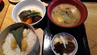 栗おこわ目当てです