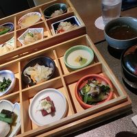 四季の散歩道御膳　1850円