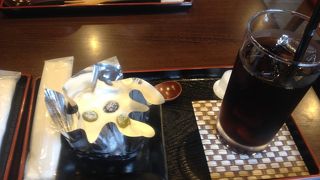 緑茶てぃらみすが食べられます