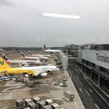 成田第３ターミナルエプロン(駐機場)一部