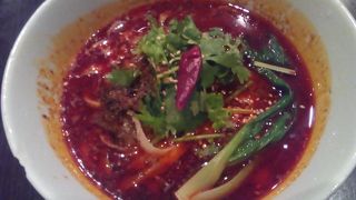 マーラー刀削麺のランチが好き