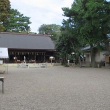 神社全景