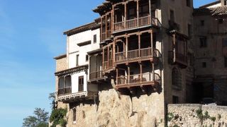 14世紀の住居群のひとつ