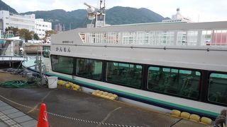 下関唐戸へ関門橋を見ながらの船旅