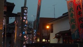 柱、壁、天井のそれぞれに明治の匂いが染みついてました