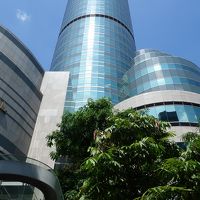 都心部にドーンとあります。