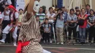 今年の友好祭は小雨でした