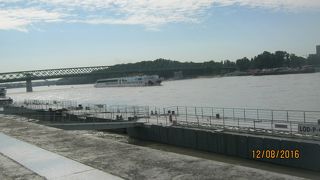 ゆったりと優雅な流れです。