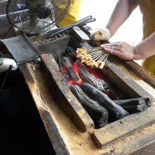 備長炭で焼きます