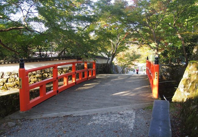 三千院と勝林院の間の橋