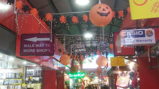 アメ横のような街