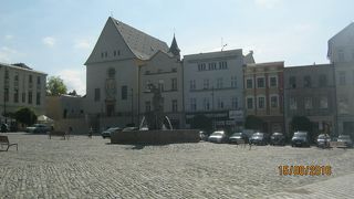 ネプチューンとジュピターの噴水があります。