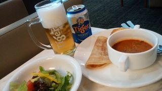 ターミナル２のほうで利用しました。