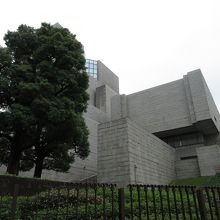 見学者入口 南門