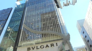 高級宝石店で下調べ