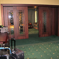 リビングルームから見た寝室方向