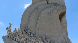 大航海時代のポルトガルの栄光が描かれています。