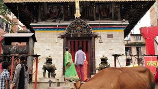 ダルバール広場観光の仕上げです