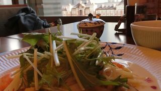 落ち着いた大人向け喫茶