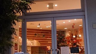 九品仏駅からすぐ　ケーキブッフェのお店