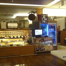 日本酒が多くあるのに目がいってしまう