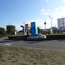 駅前広場も広いです。