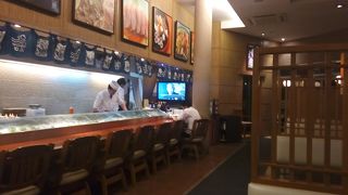 バンコクの日本料理店の典型