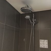 バスタブはなくシャワーのみでした