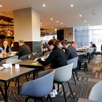 朝食レストラン