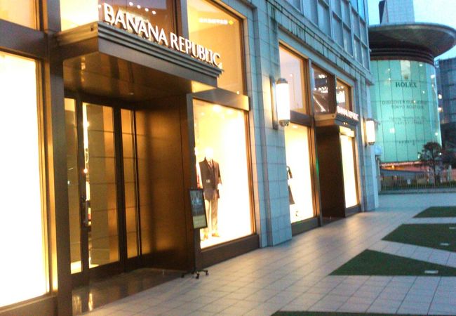 バナナリパブリック 六本木ヒルズ店 クチコミ アクセス 営業時間 六本木 フォートラベル