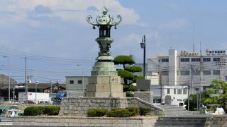 太助灯籠の近くの太助で讃岐うどんを食す