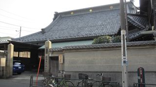 寺の方が連れて行ってくれました