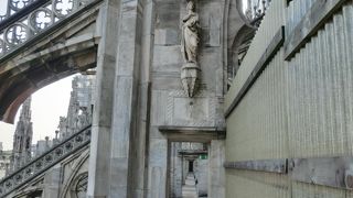 降りもエレベーターが使えます